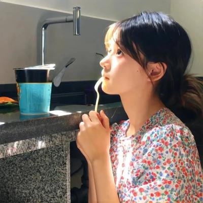 糊涂特务野娇娃